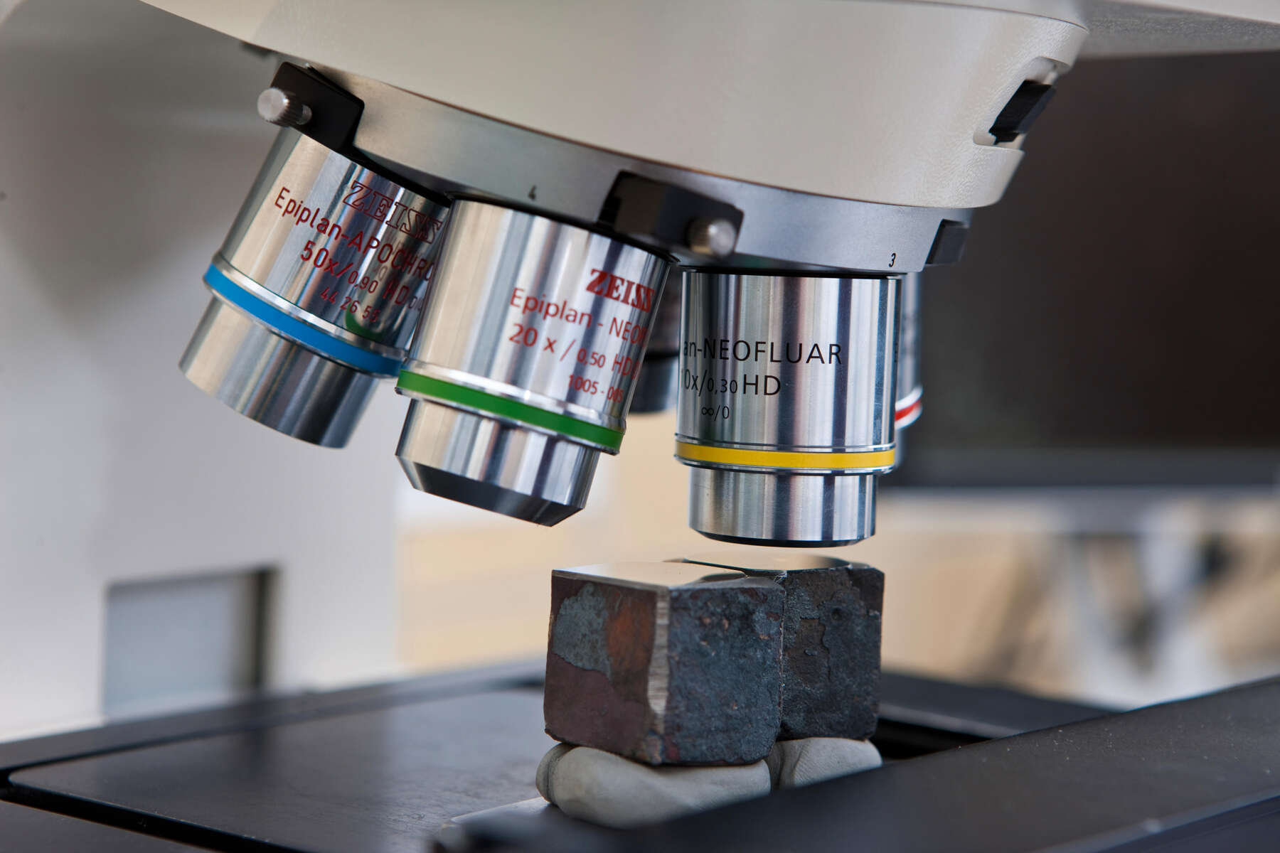 Gewissenhafte Werkstoffprüfung bei KSB