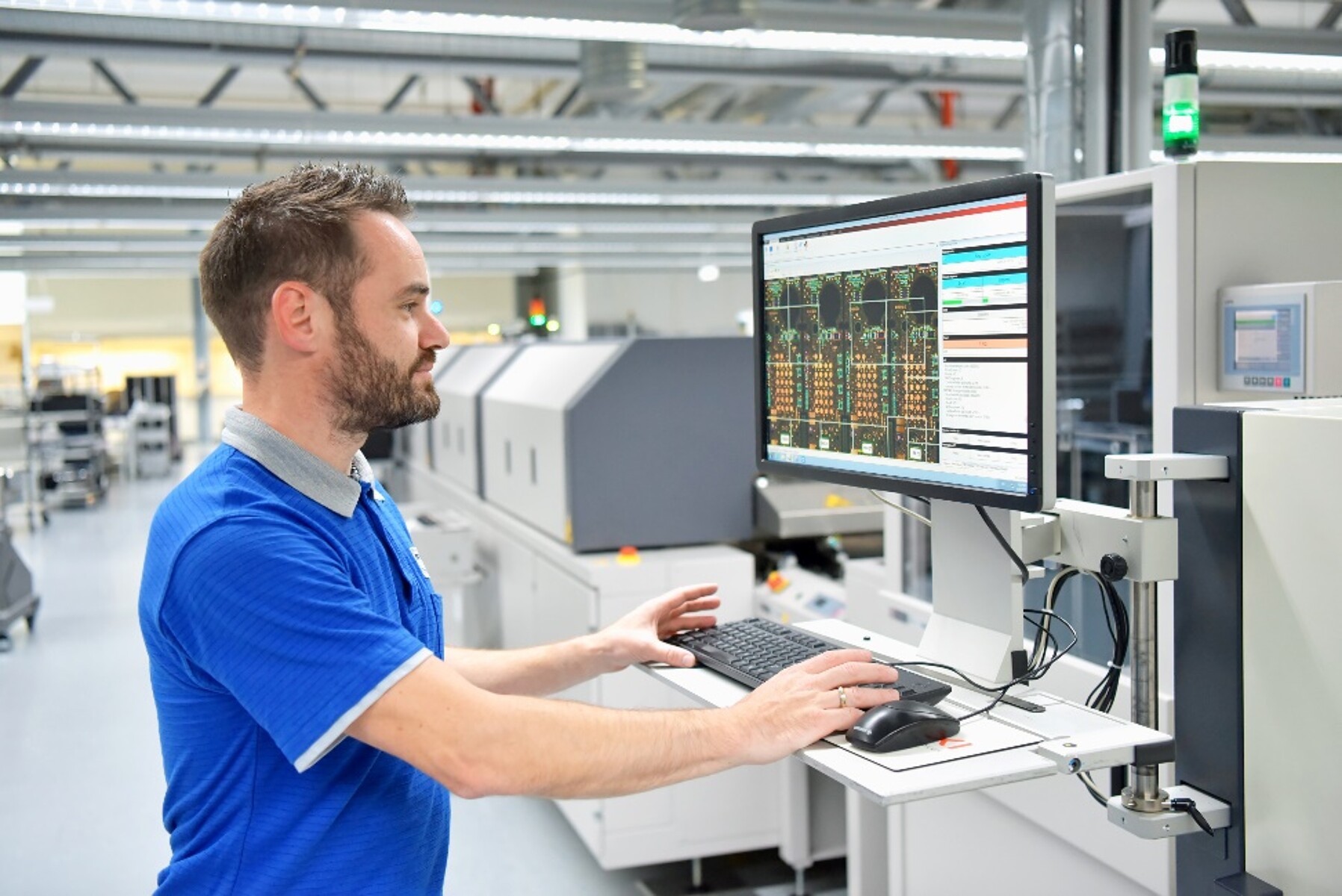Example for Industrial Internet of Things: Monitoring a production plant