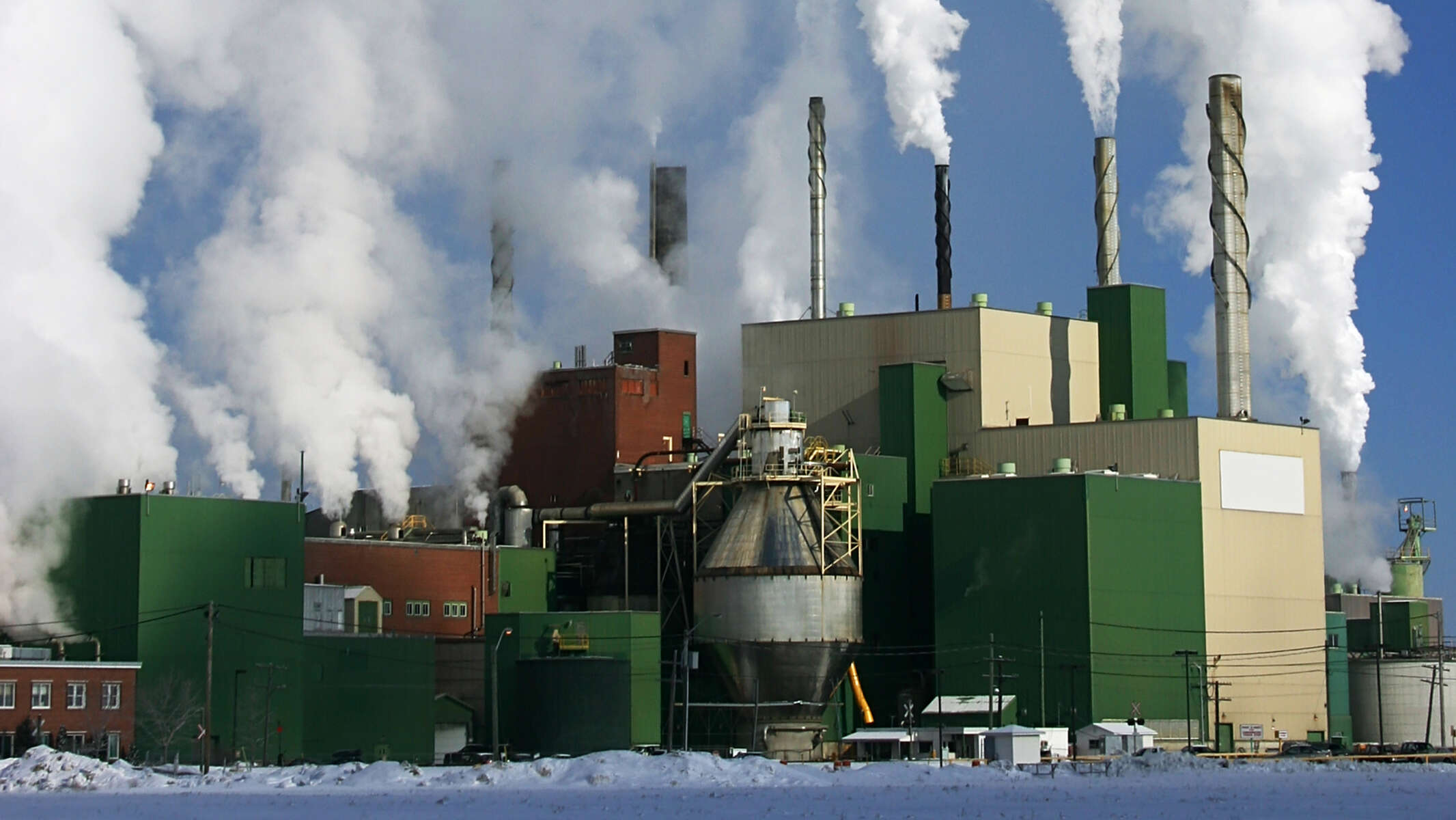 Usine de pâtes et papier