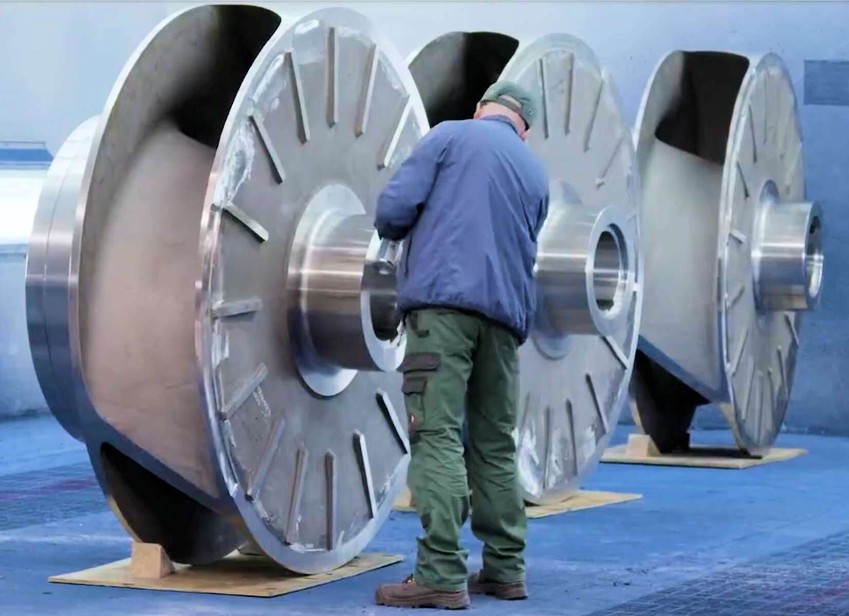 Impulsores com 1,8 m de diâmetro