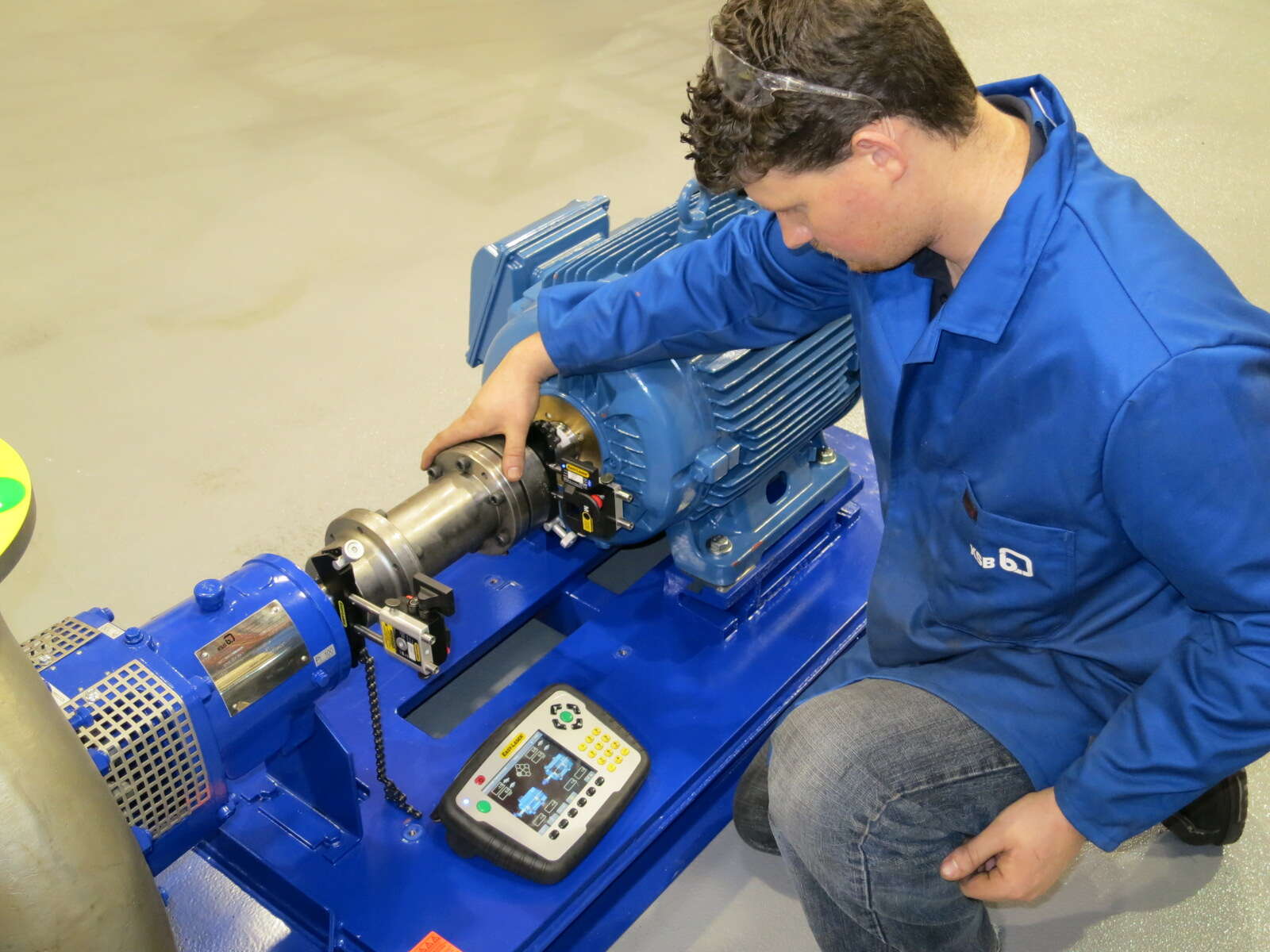 Checking alignment with laser measurement equipment