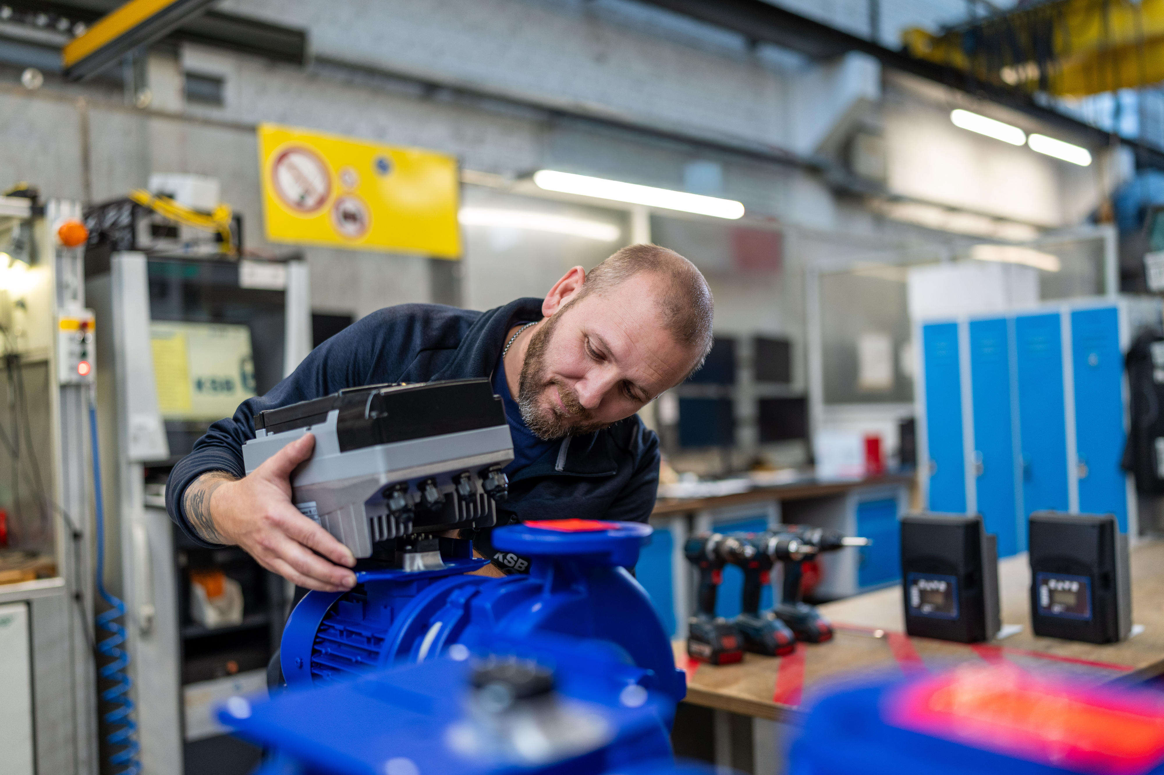 Explore reliable pumps and valves for industry and energy