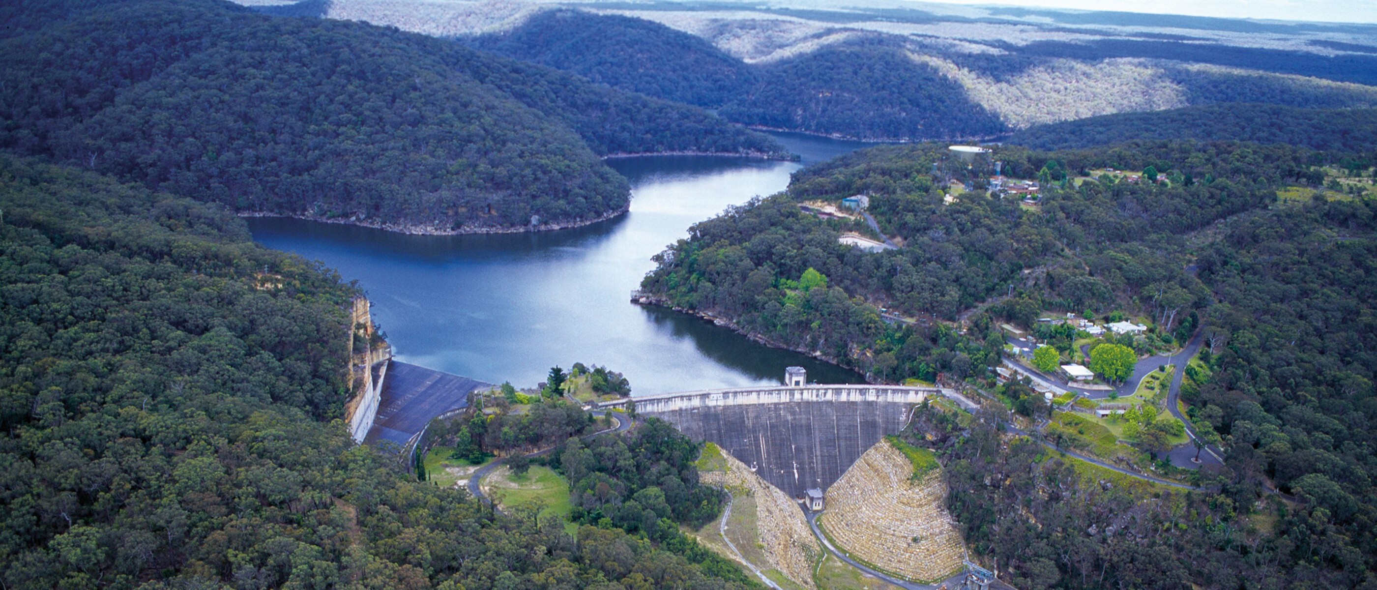 Nepean Dam Deep Water Recovery Project: The Dam