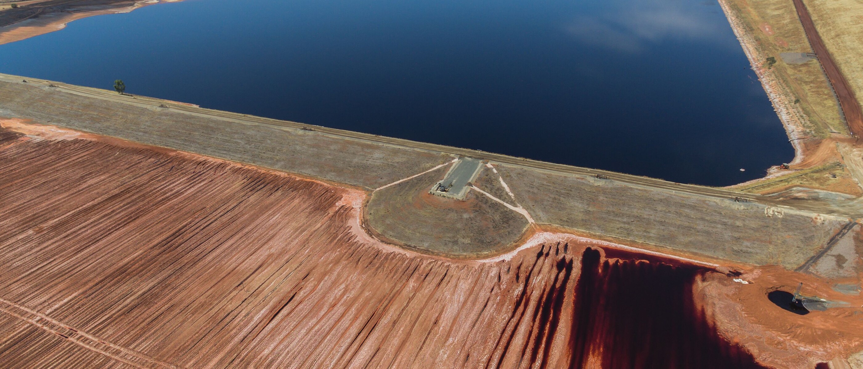 Quarry lake and settling tank