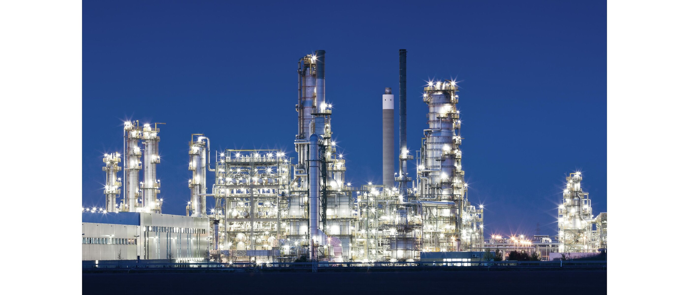 Oil and gas production: extraction and pumping with pumps and valves from KSB